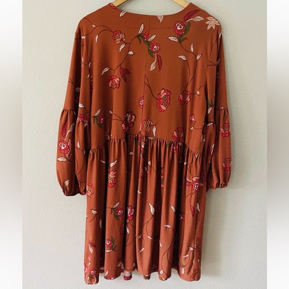 ELOQUII Elements Balloon
Sleeve Dress size 14/16 ~ NWT - Picture 5 of 5